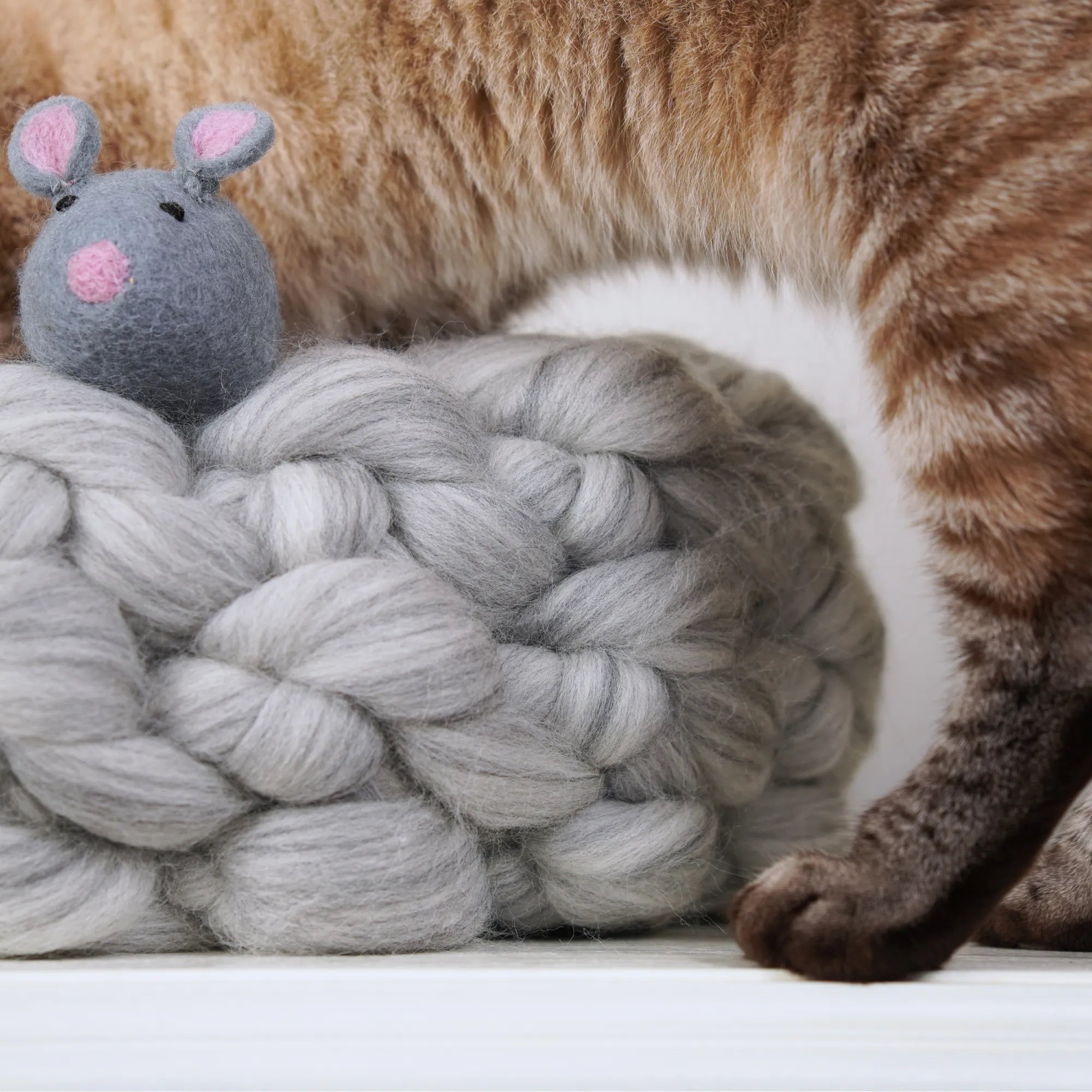 Katzenbett aus Merinowolle „Cloud“